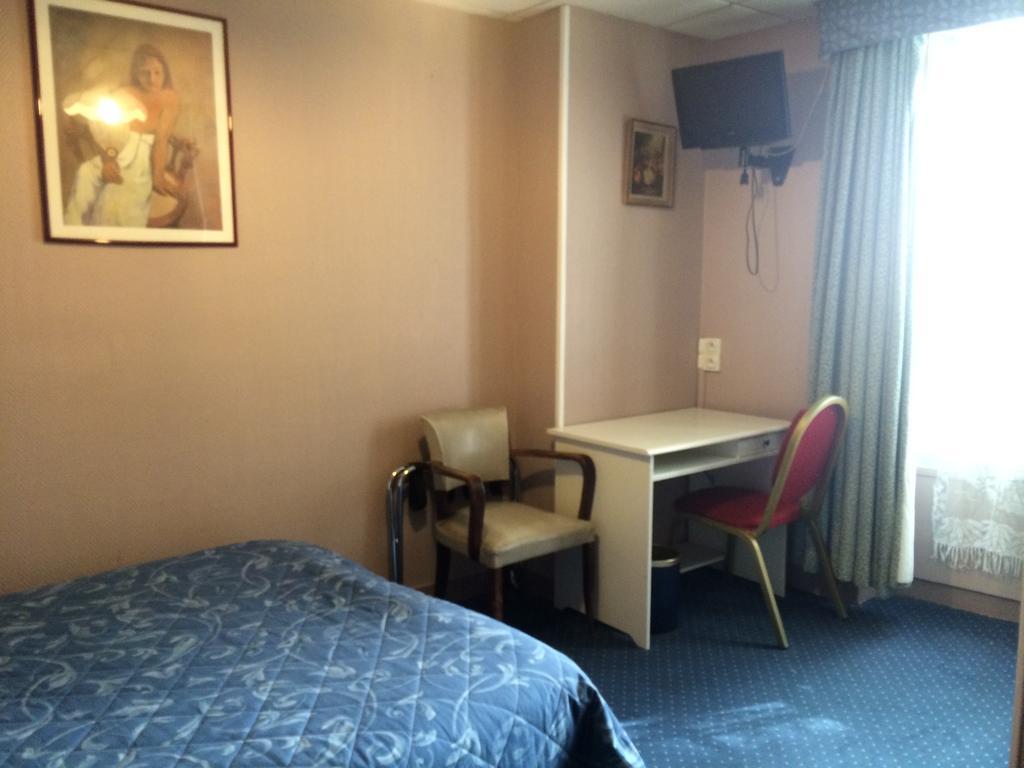Hotel Stanislas Sans Ascenseur Παρίσι Δωμάτιο φωτογραφία