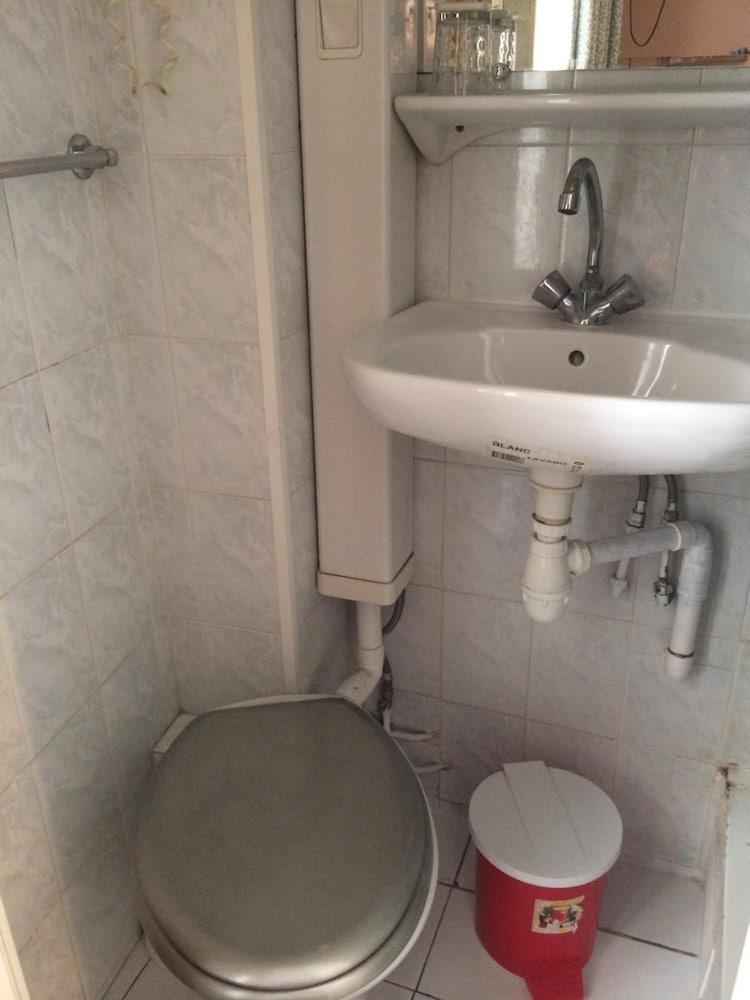 Hotel Stanislas Sans Ascenseur Παρίσι Εξωτερικό φωτογραφία